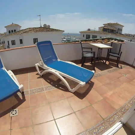 Duquesa Harbour Club Aparthotel 4*