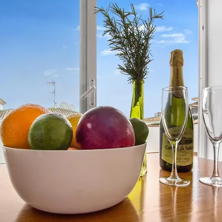 Aparthotel Duquesa Harbour Club