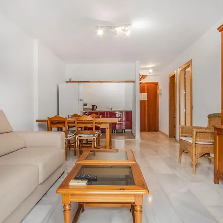 Aparthotel Duquesa Harbour Club