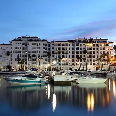 Duquesa Harbour Club 4*