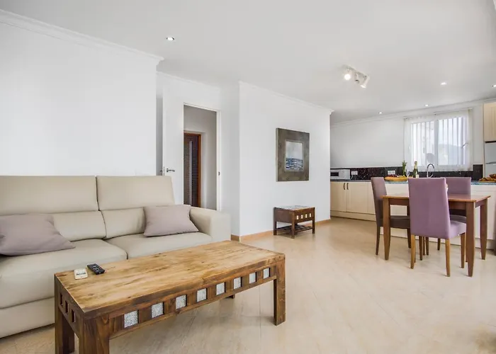 Duquesa Harbour Club